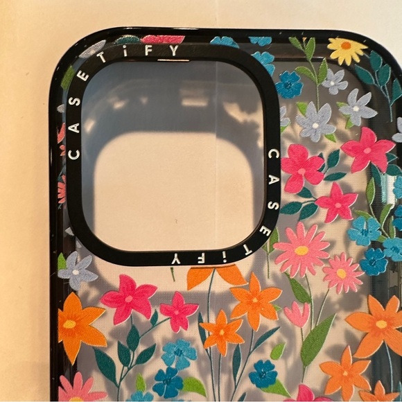 NEW Casetify Impact case for iPhone 14 Pro in Bright Spring Flowers, hard shell - Picture 2 of 4